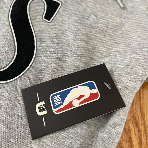 NWT NBA Brooklyn Nets Hoodie Mens Size Medium - Picture 6 of 7